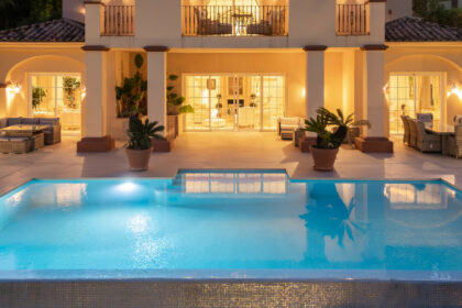 6336b75294e6493d9b9cc82b116daec8 - 12