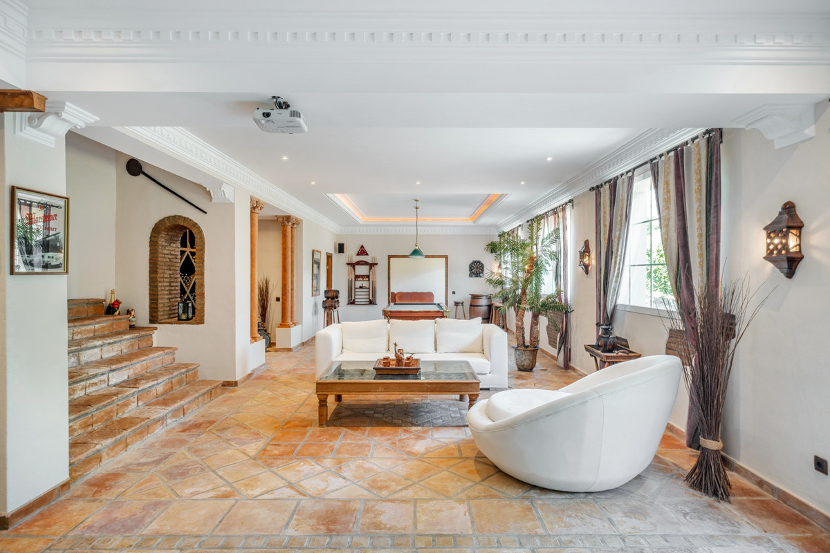 6336b75294e6493d9b9cc82b116daec8 - 22