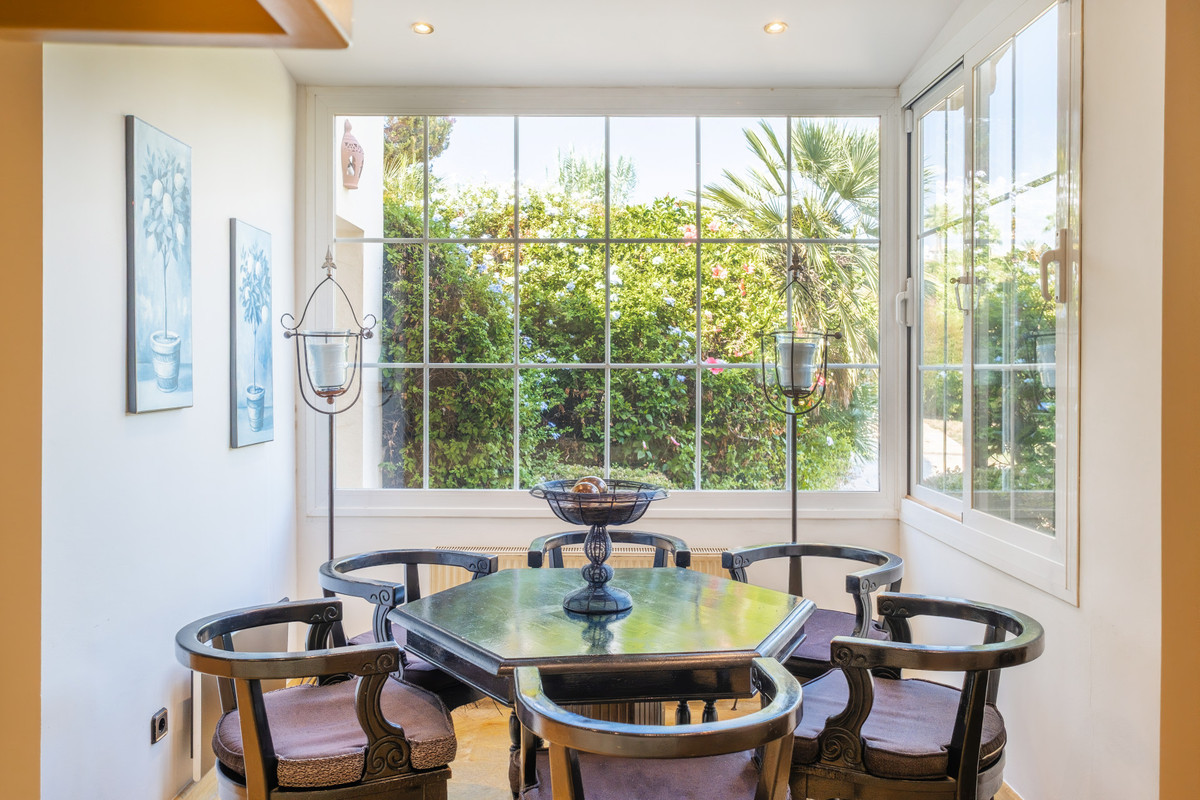 6336b75294e6493d9b9cc82b116daec8 - 30