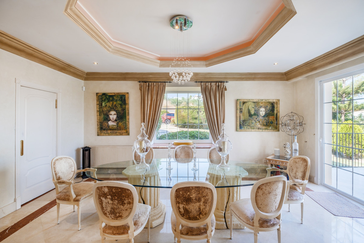 6336b75294e6493d9b9cc82b116daec8 - 31