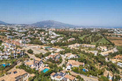 6336b75294e6493d9b9cc82b116daec8 - 4