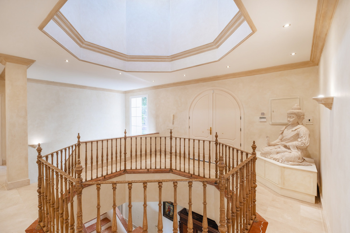 6336b75294e6493d9b9cc82b116daec8 - 45