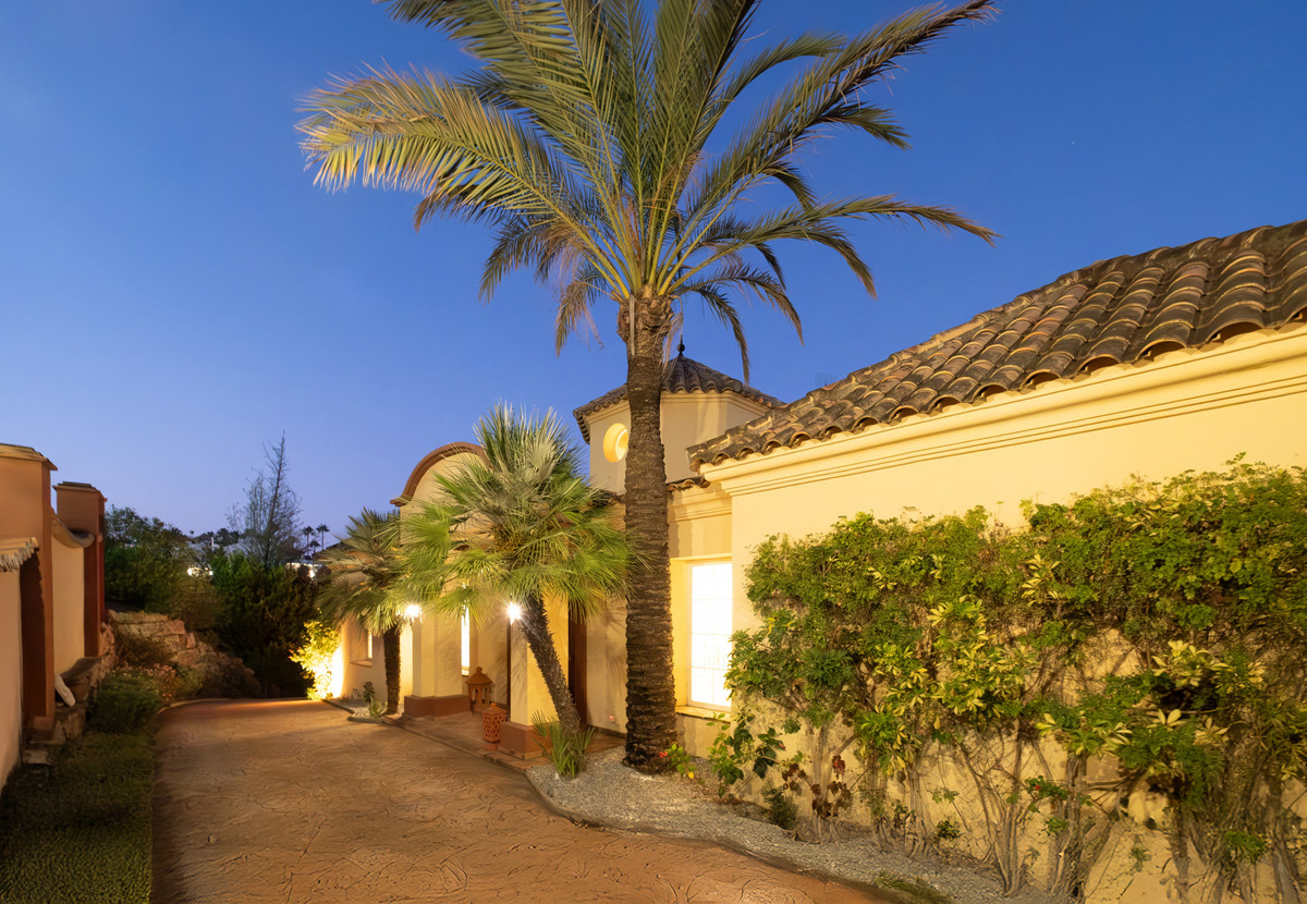 6336b75294e6493d9b9cc82b116daec8 - 52