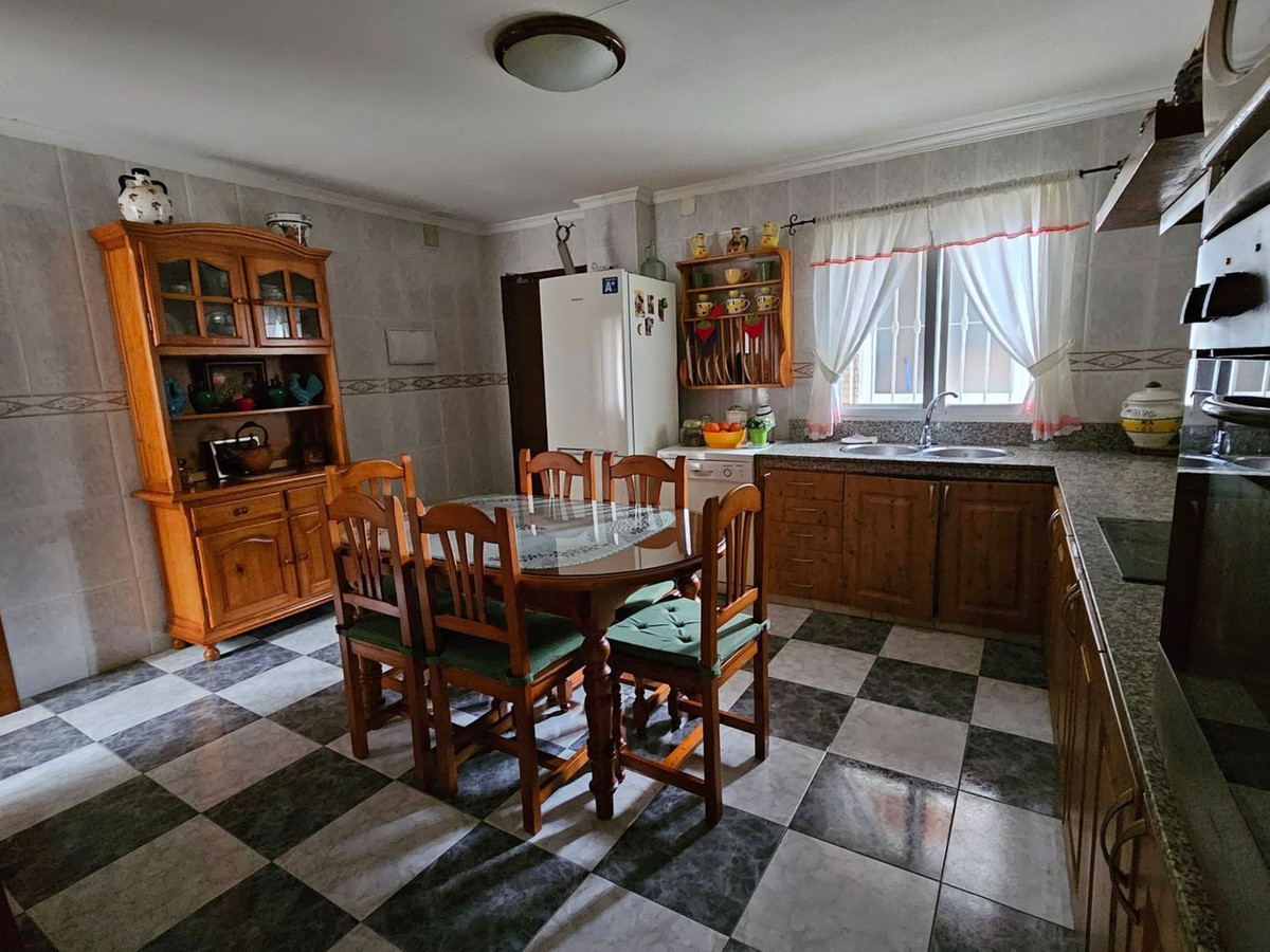 649cdcc74a49dae5a7e1e59317228c56 - 20