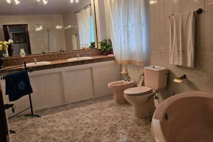 649cdcc74a49dae5a7e1e59317228c56 - 21