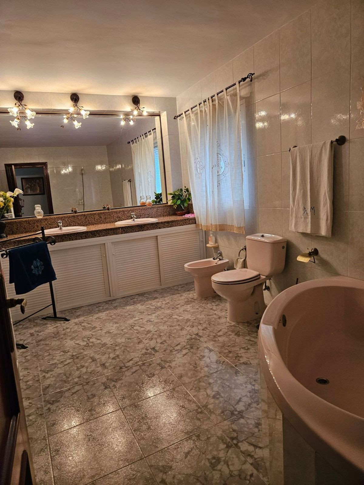 649cdcc74a49dae5a7e1e59317228c56 - 21