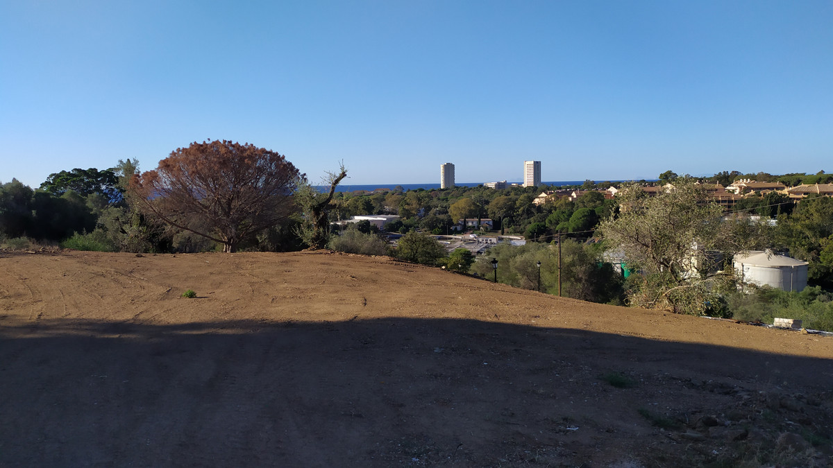 65a48d8a0840203c2a0c172ff8511d9b - 1