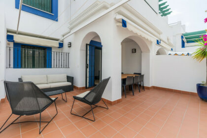 67597a5e85ff9bdfd9590dfc1207a5a9 - 15