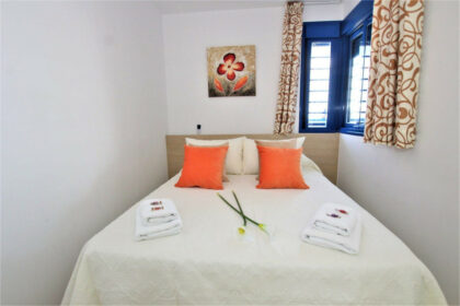 67ee2c10f7059b37b207f52bffcec0bb - 17