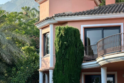 67ee7395960af6dbe4aa6156305bd652 - 20