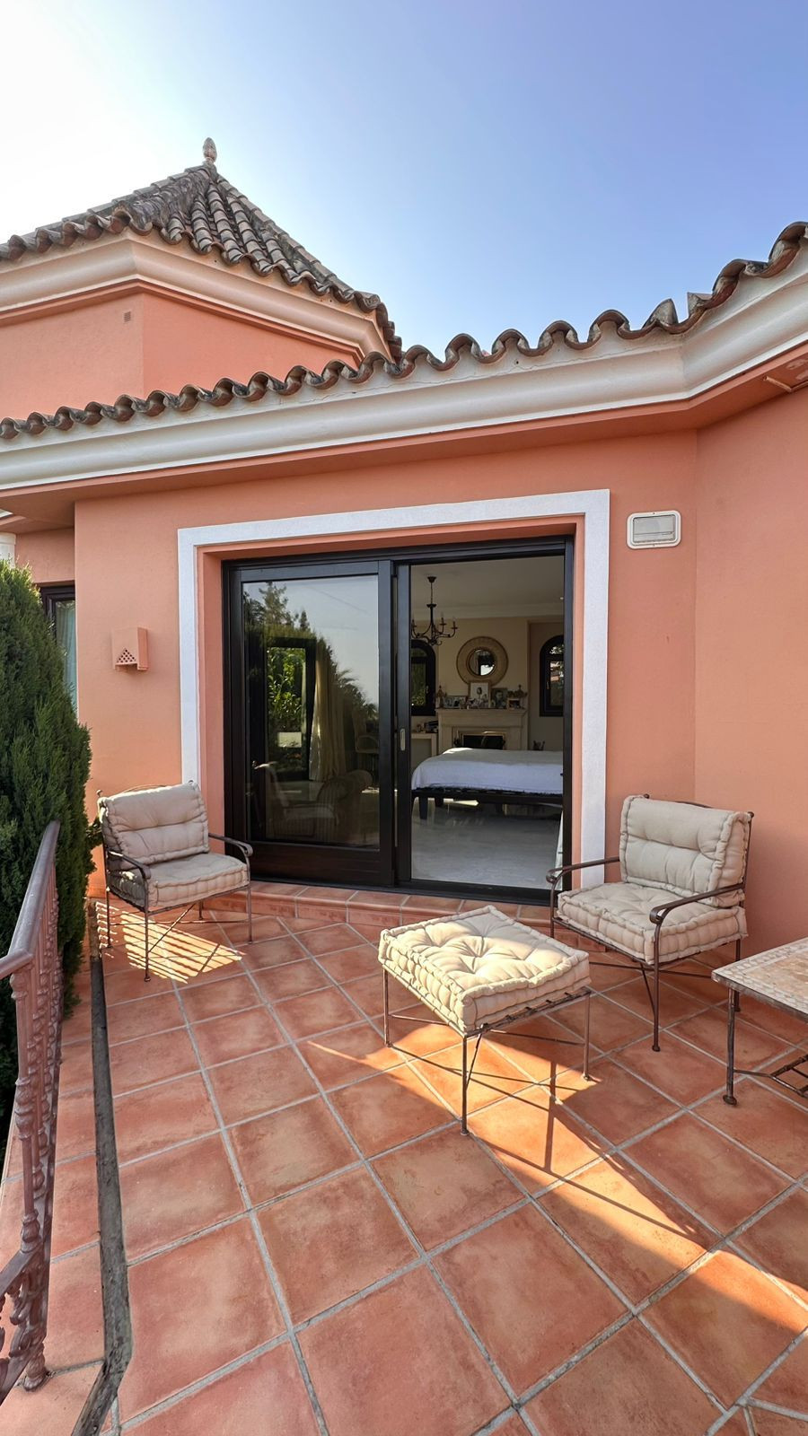 67ee7395960af6dbe4aa6156305bd652 - 21