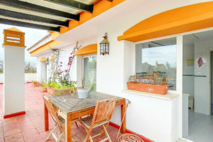 683baf40d39b3b138a7610a04dcddb70 - 12