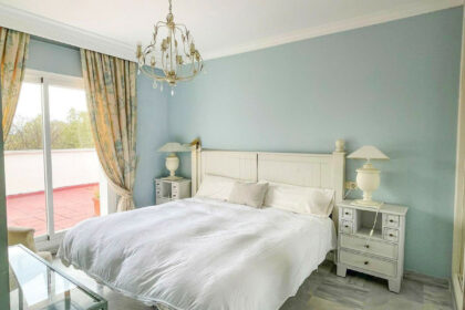 683baf40d39b3b138a7610a04dcddb70 - 3