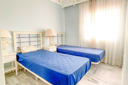 683baf40d39b3b138a7610a04dcddb70 - 7