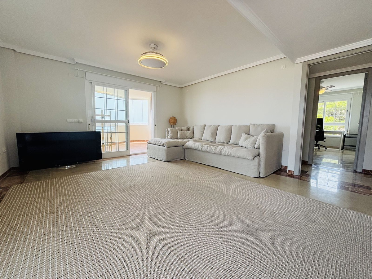 686644cd374e1a9f56e7717eea2f9751 - 14