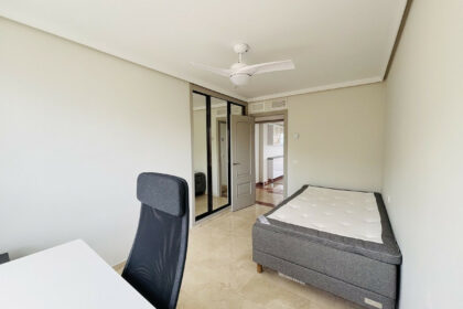 686644cd374e1a9f56e7717eea2f9751 - 19