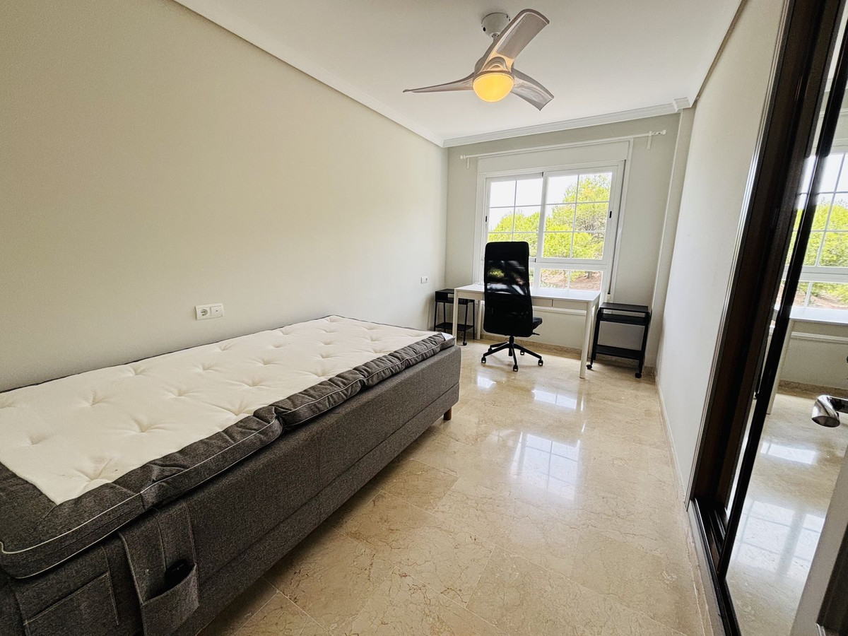 686644cd374e1a9f56e7717eea2f9751 - 20