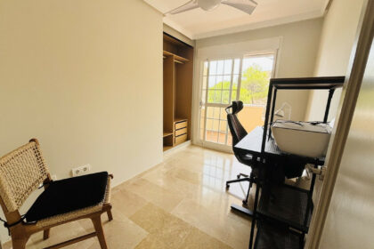 686644cd374e1a9f56e7717eea2f9751 - 21