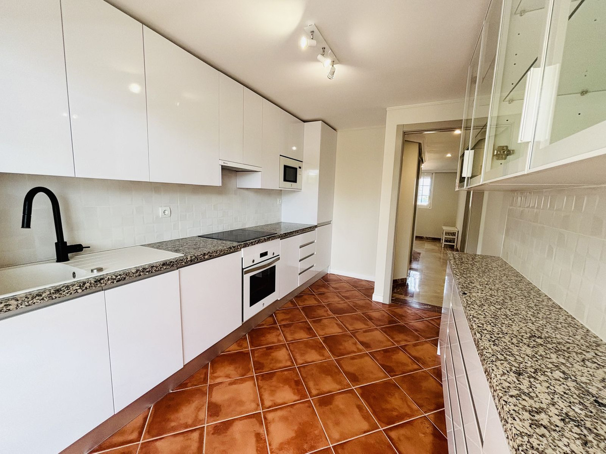 686644cd374e1a9f56e7717eea2f9751 - 22