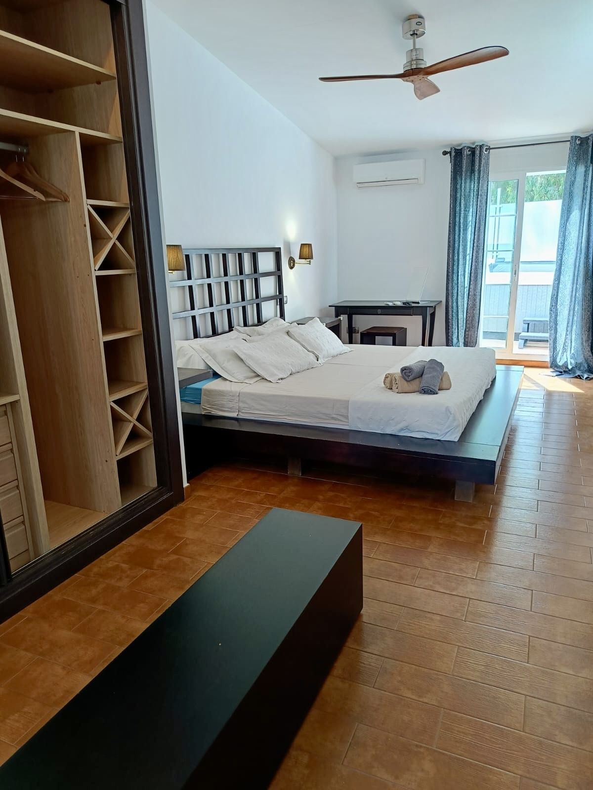 6915dac7a34167a7ff01d191396015e3 - 22