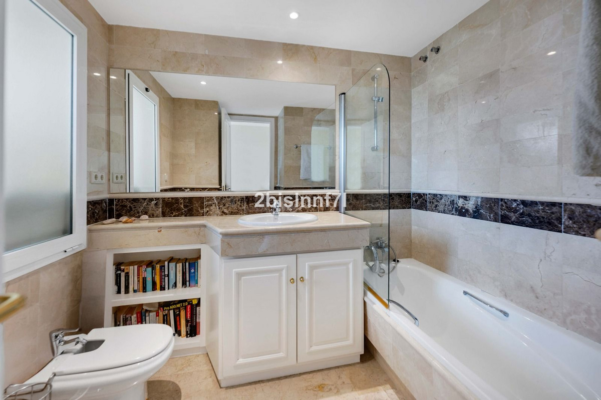 69257bf605885b6f8cdd64d95329b326 - 14