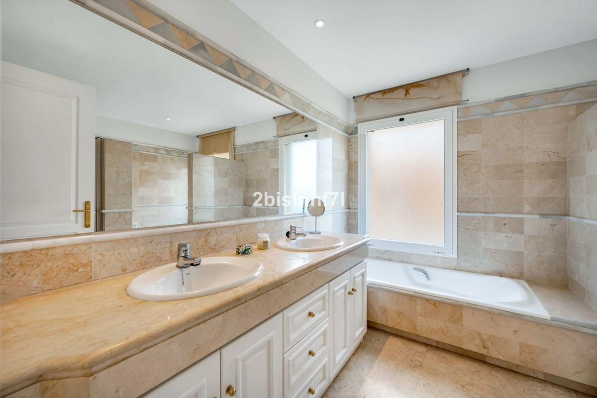 69257bf605885b6f8cdd64d95329b326 - 19