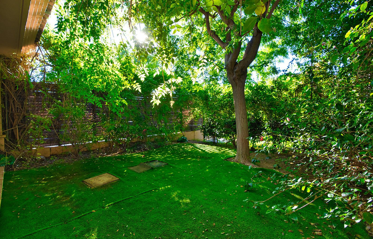 6975d3ebc2d0baede81c010d9227182d - 16