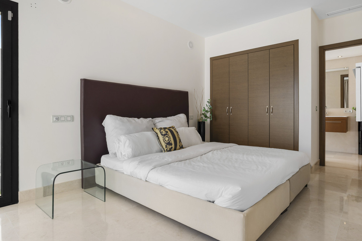 6b34222d59bc821734949cf7882e3bef - 32