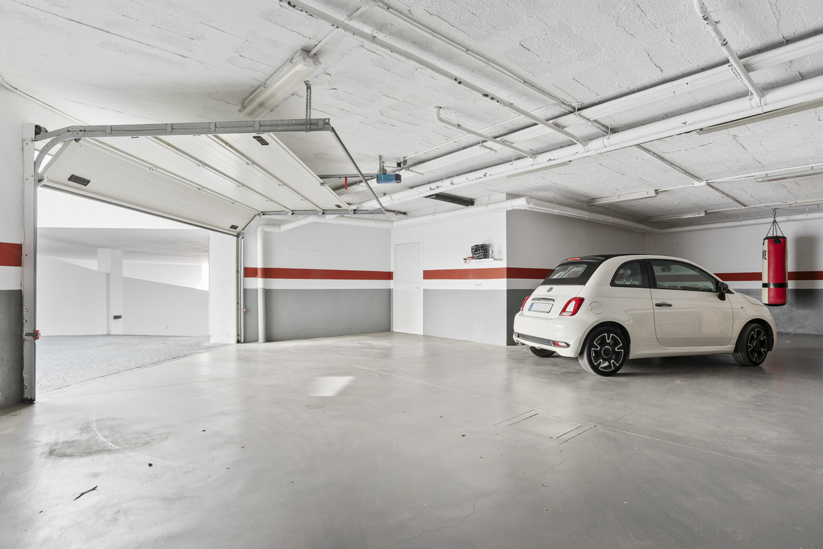 6b34222d59bc821734949cf7882e3bef - 34