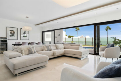 6b34222d59bc821734949cf7882e3bef - 5