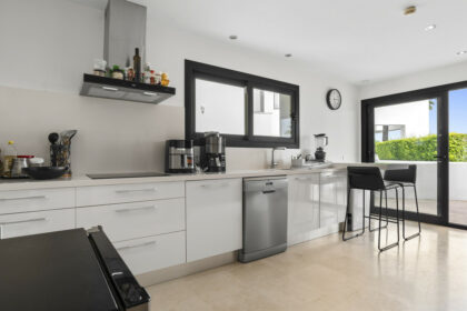 6b34222d59bc821734949cf7882e3bef - 8