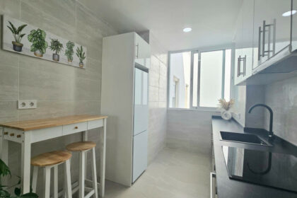 6c4ad1d2f5f4331a05e1c73c65a02c8e - 20