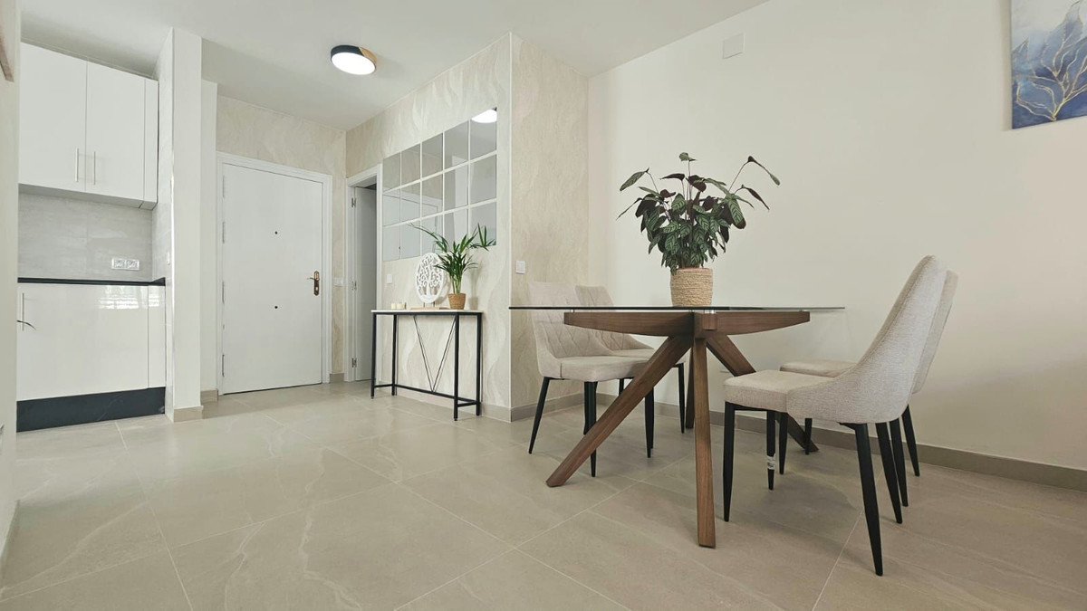 6c4ad1d2f5f4331a05e1c73c65a02c8e - 24