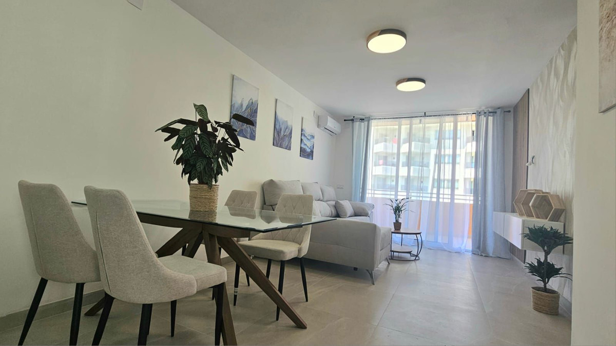 6c4ad1d2f5f4331a05e1c73c65a02c8e - 3