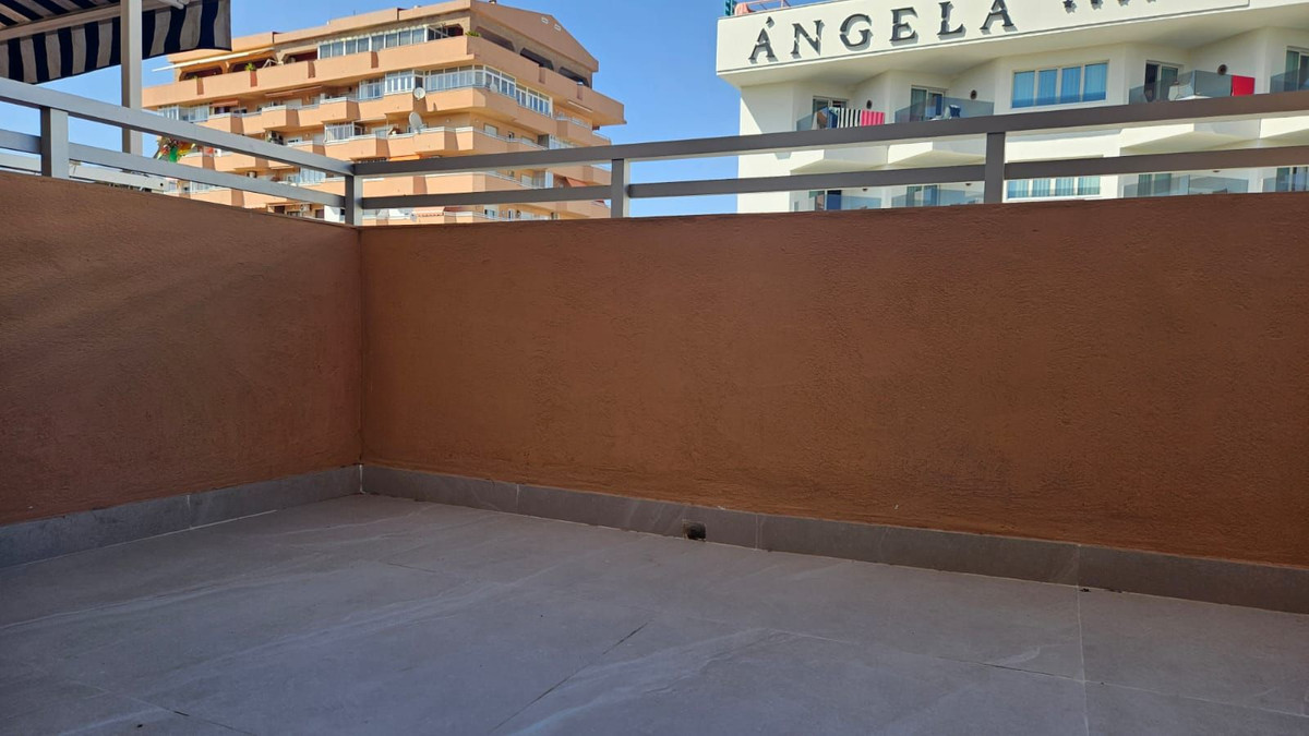 6c4ad1d2f5f4331a05e1c73c65a02c8e - 30