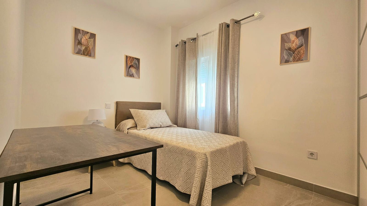 6c4ad1d2f5f4331a05e1c73c65a02c8e - 7