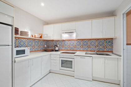 6d9299884c136a4fb5358f864585b4c6 - 12