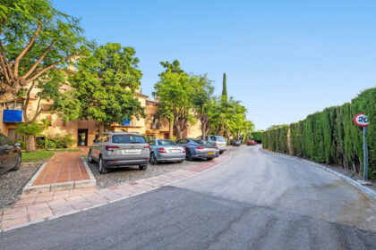 6d9299884c136a4fb5358f864585b4c6 - 31