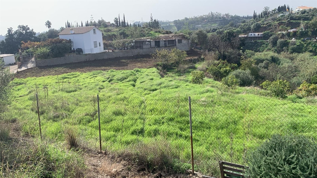 70de29534c0e6663b3fef71d93e44174 - 14