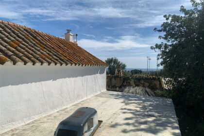 70de29534c0e6663b3fef71d93e44174 - 18