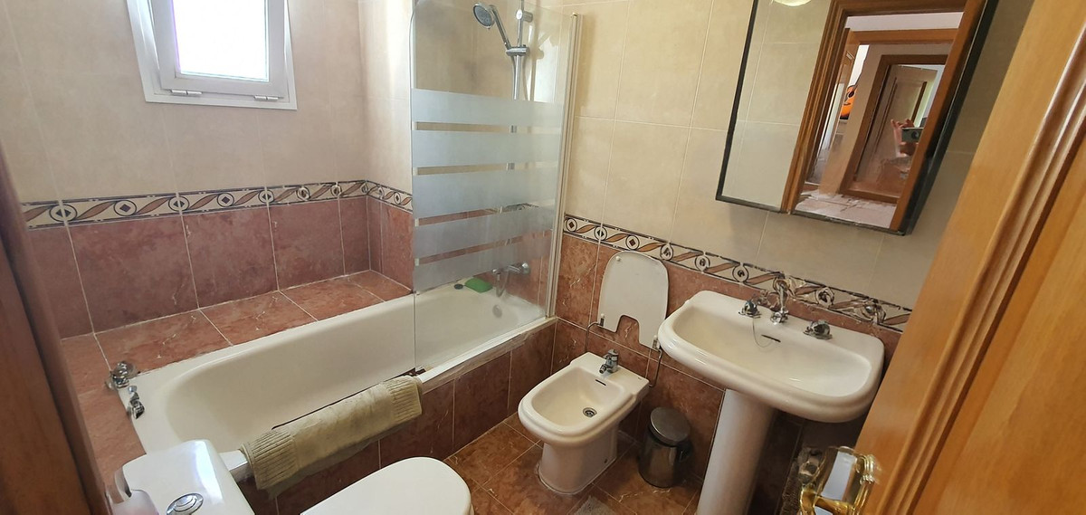 70f4e09bebcb3621d969789bb09476f1 - 17