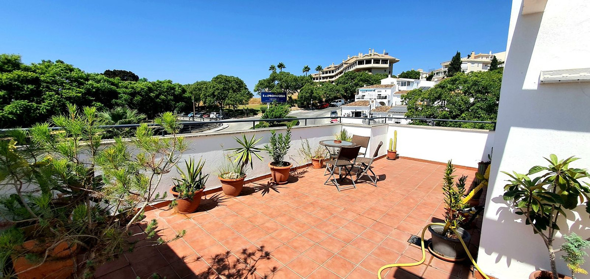 70f4e09bebcb3621d969789bb09476f1 - 23