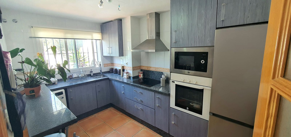 70f4e09bebcb3621d969789bb09476f1 - 9