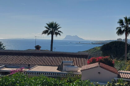 71179d13be187820ae79122dcbc667ec - 18