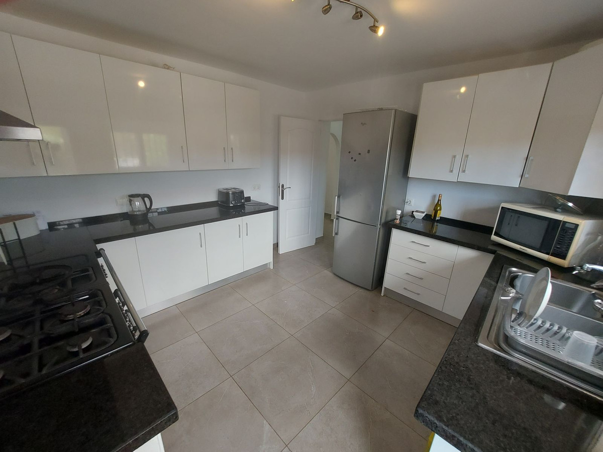 71179d13be187820ae79122dcbc667ec - 9