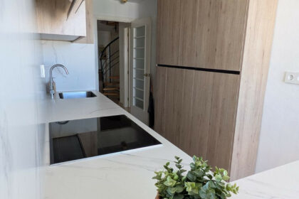 7273b9b4f39a2950e4df85b3a6ba4c59 - 20