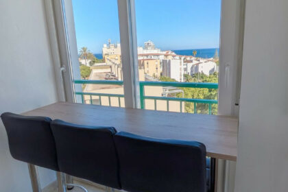 7273b9b4f39a2950e4df85b3a6ba4c59 - 24