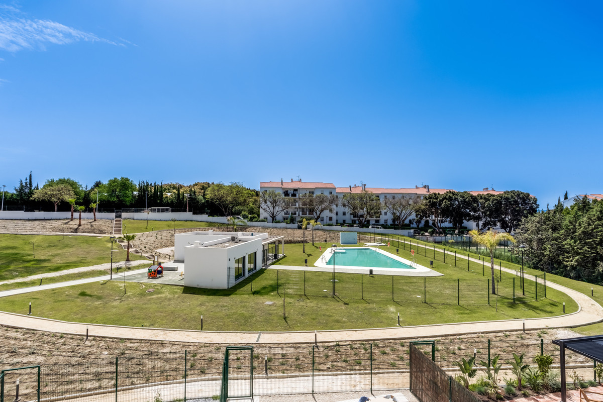 72e1f6da2b17b20457e1af6f30e053d5 - 23