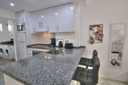 7603b03008119c7243bab7bdff0aa85a - 9