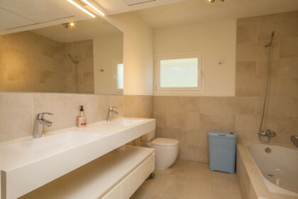 7705453e6f5ff2bf2720834f34fb3c27 - 7